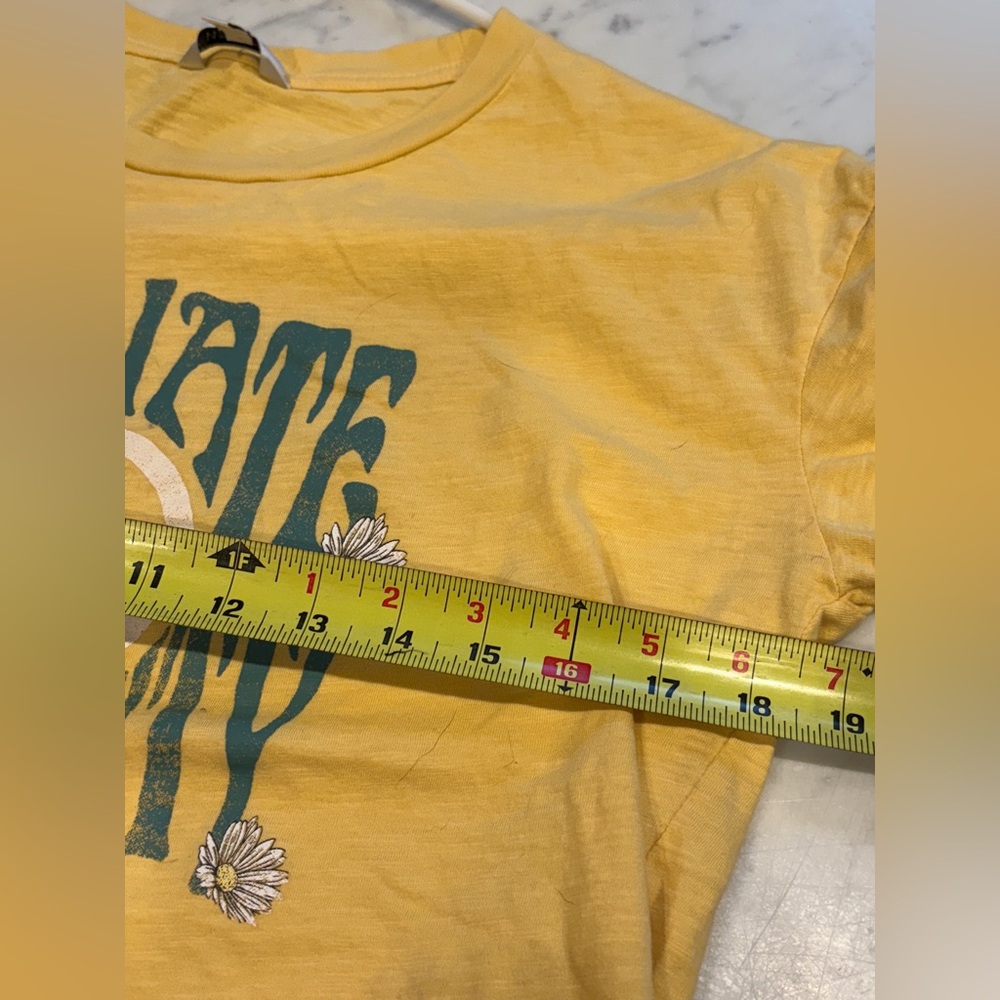 Women’s WildFox Radiate Positivity, yellow Peace Tee, great co dition, Size Sm - Picture 6 of 7